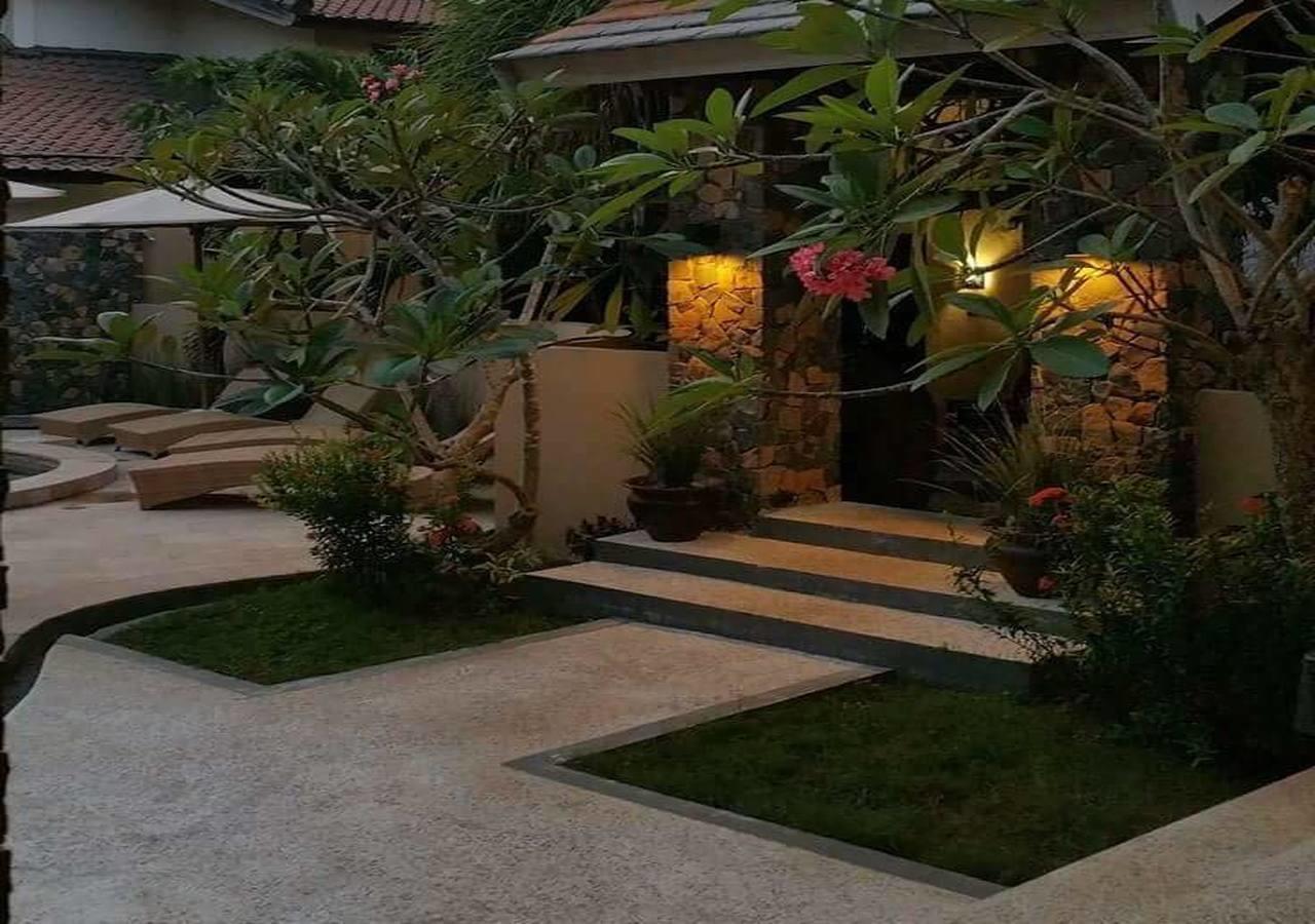Matahari Inn Gili Trawangan Exterior photo